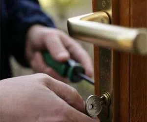 Lock Safe Services Orange, NJ 973-864-3112 - lock-change